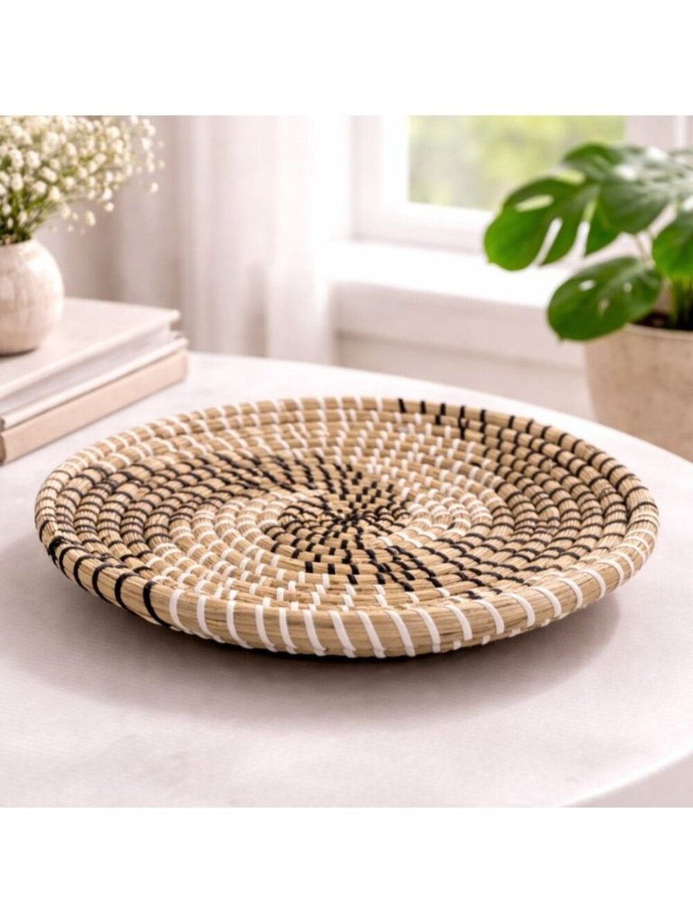 Handwoven Natural Grass Decorative Basket Tray With Black & White Accents 10" Di